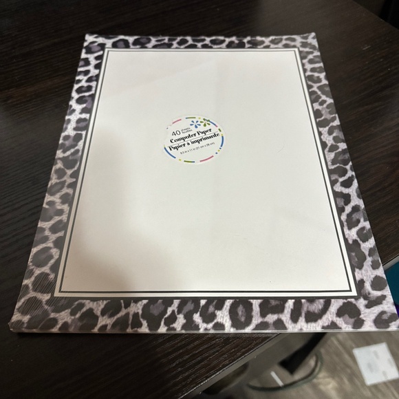 Snow Leopard printer paper - Picture 1 of 1